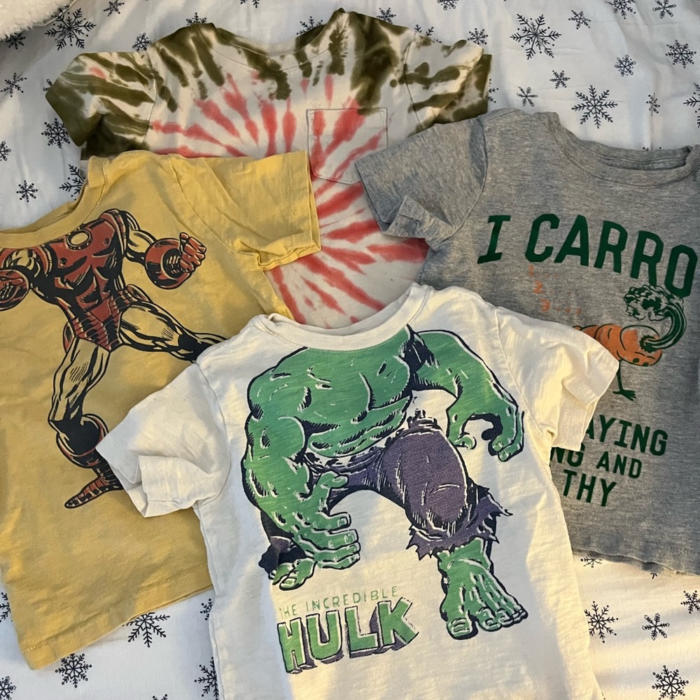 Gap graphic tee lot